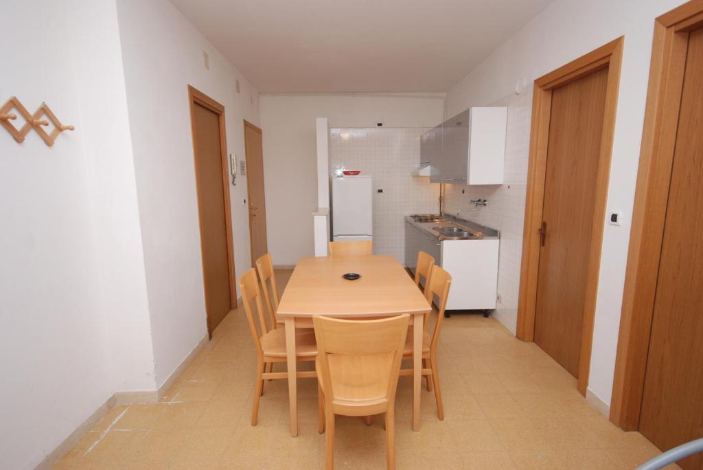 Apartament Elena Lignano Sabbiadoro Pokój zdjęcie